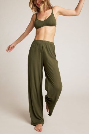 Whipped Track Pant in Moss